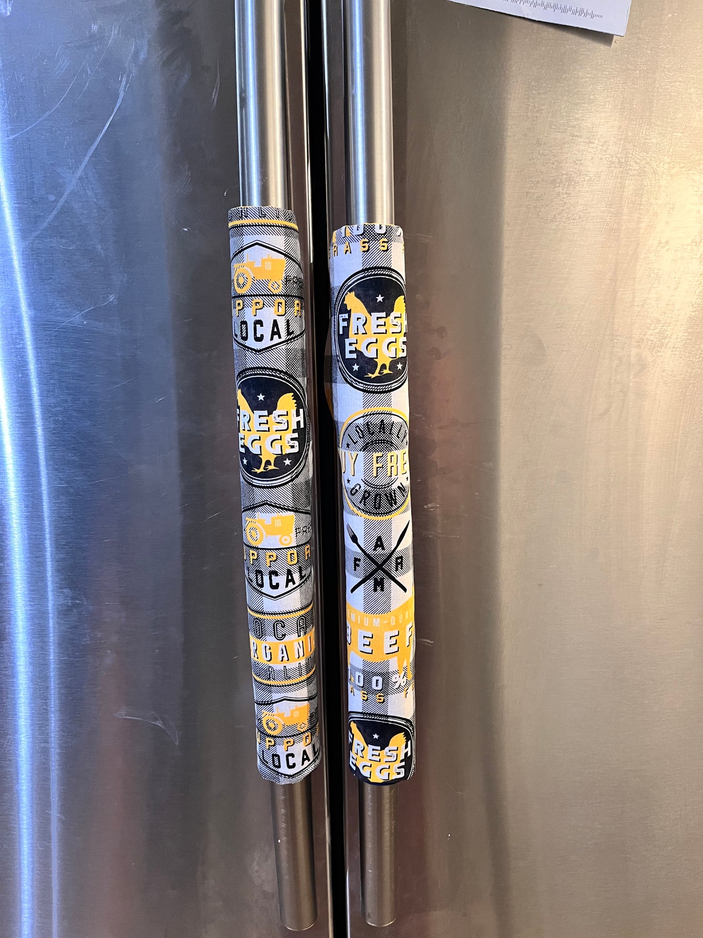 Farm Check with Cows & Chickens Collection